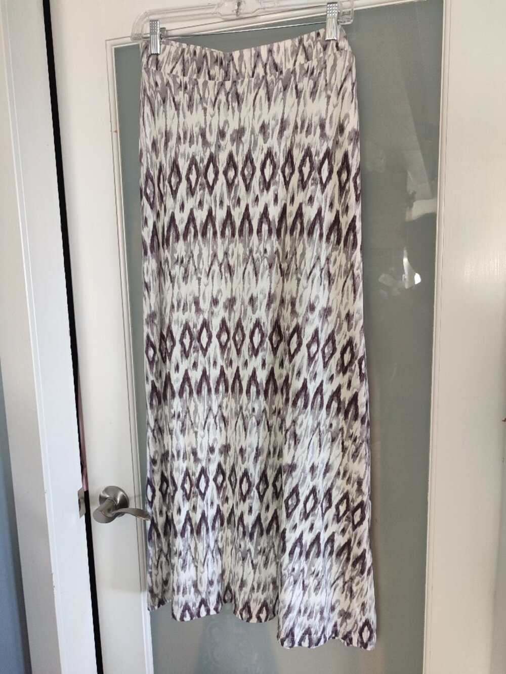 Jersey-knit viscose with spandex  Maxi Skirt  Size M ( video)